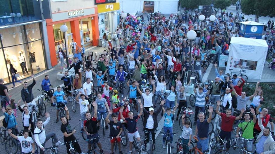  Biciklisti proslavili Dan bez automobila 