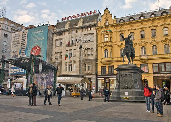  Zagreb: Dva prvomajska protesta 