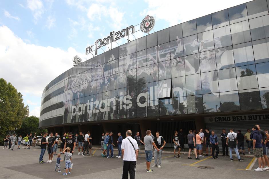  Dirljiva priča o dedi, unuku i Partizanu 