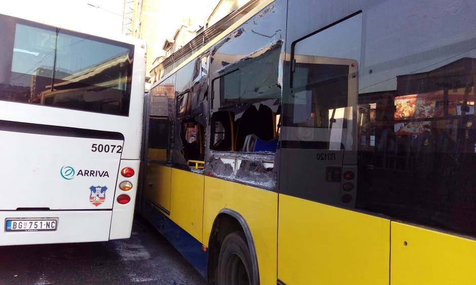  Težak sudar tri autobusa u Beogradu FOTO 