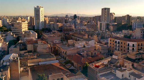  Jedan grad, a tri imena, dva jezika, dve vere 