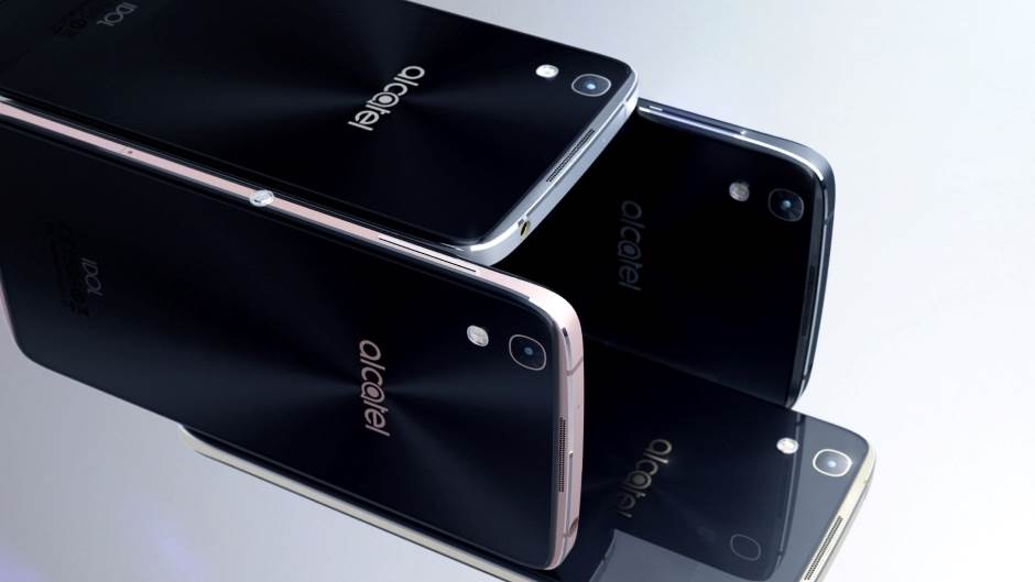  Alcatel: Idol 4 i 4S Androidi od stakla i metala 