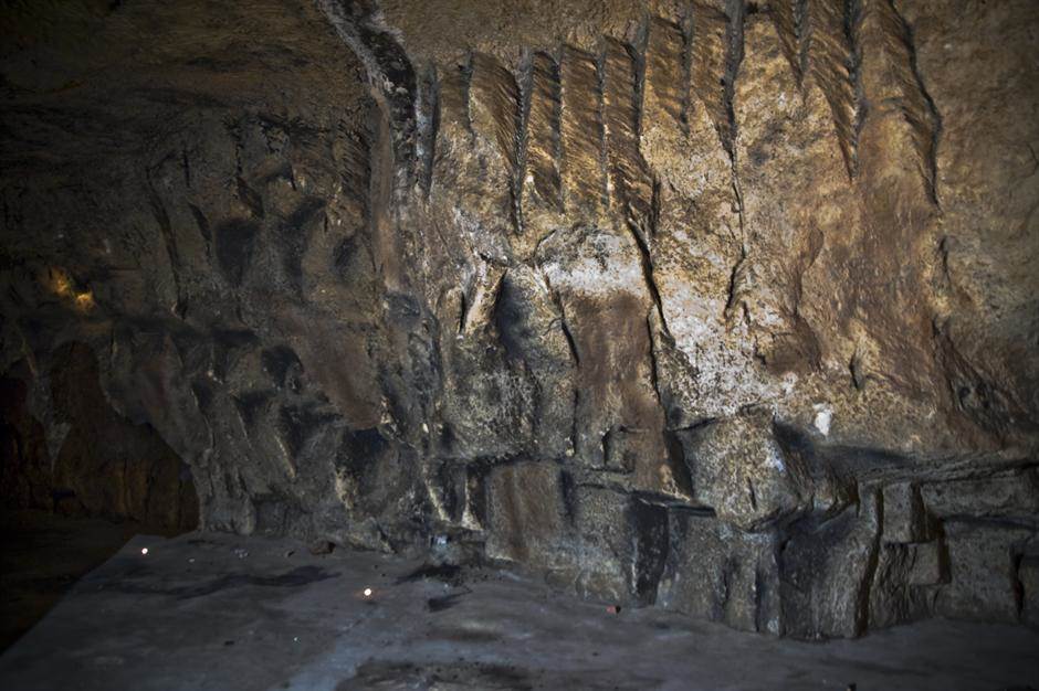  Pale: Otvorena pećina Orlovača 