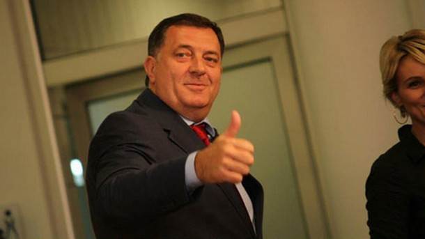  Dodik dobio unuka 