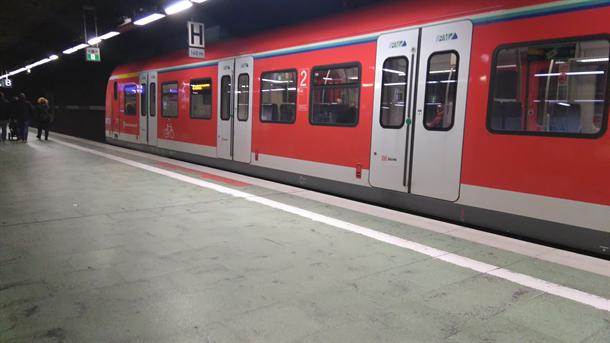  Drama u Frankfurtu: Četiri osobe ranjene! 