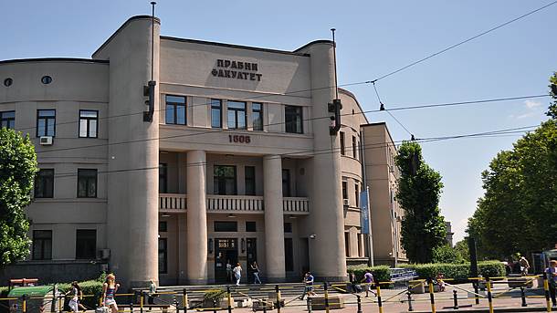  Dekan i uprava Pravnog fakulteta u Beogradu podnijeli ostavke 