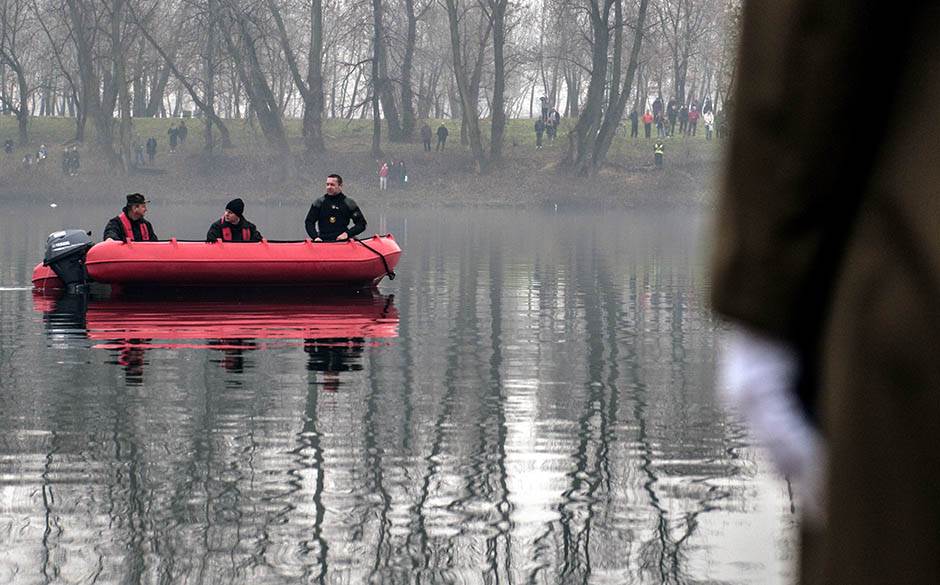  Bijeljina: Ronioci iz Drine izvukli tijelo muškarca 