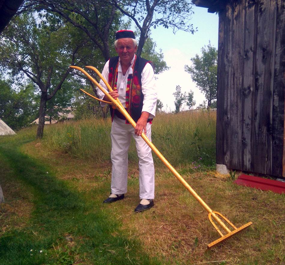 Milenko Milovac, Šipovo, nošnja