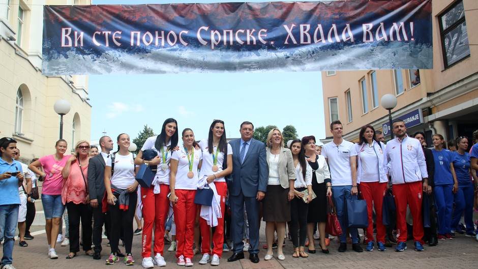  Srpske olimpijke doputovale u Banjaluku na prijem kod Milorada Dodika FOTO 
