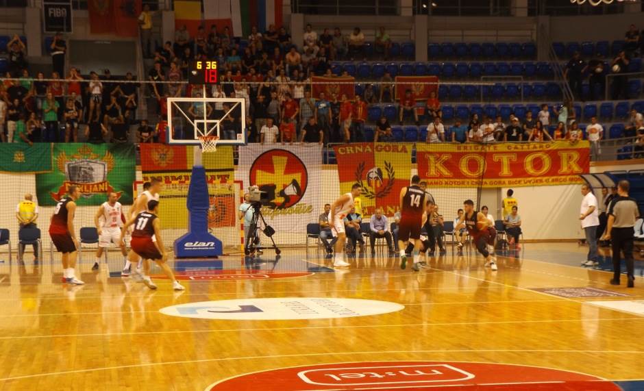  Crna Gora i Slovenija na Eurobasketu 2017 