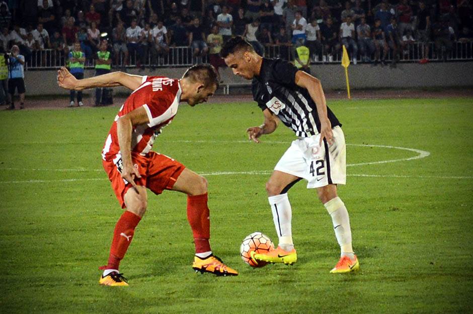  153. vječiti derbi ANKETA FK Crvena zvezda ili FK Partizan remi 