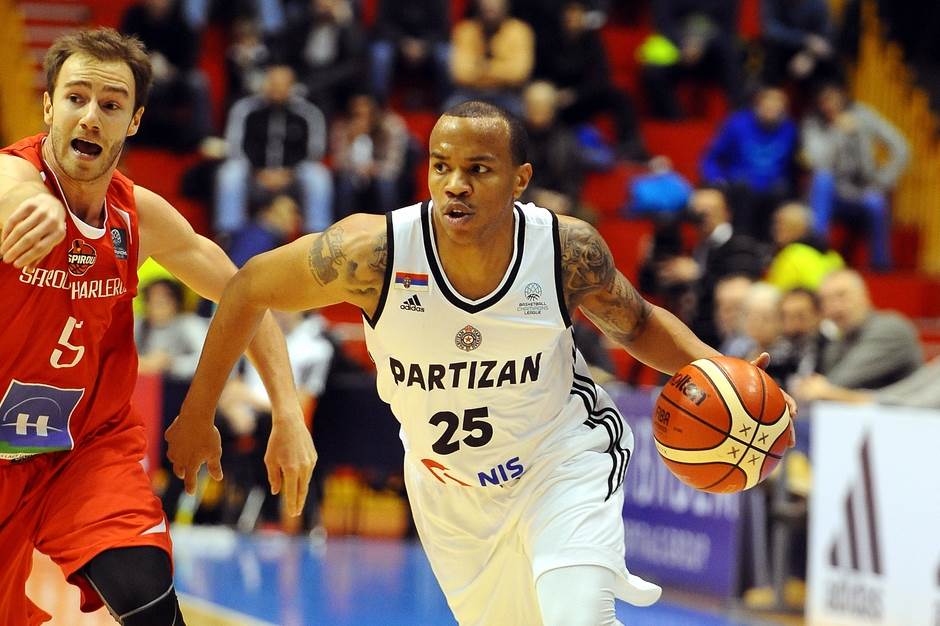  FIBA LIGA ŠAMPIONA Partizan pobijedio Šarlroa 
