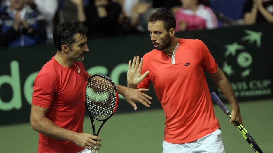  Zimonjic-i-Troicki-u-dublu-osvojili-turnir-u-Sofiji. 