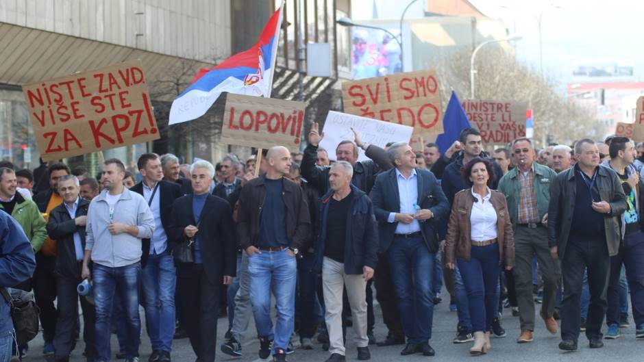  Novi protest? Radnici "Željeznica RS" još ne mogu da ovjere zdravstvene knjižice 
