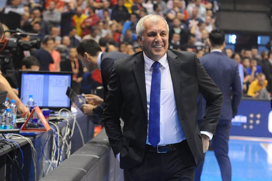  Zeljko-Obradovic-posle-prijateljskog-meca-Borac-Fenerbahce-u-rodnom-Cacku 