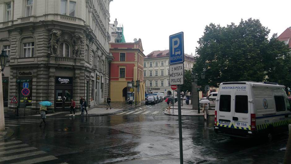  Mondo u Pragu: Mirno i mokro, Delija sve više 