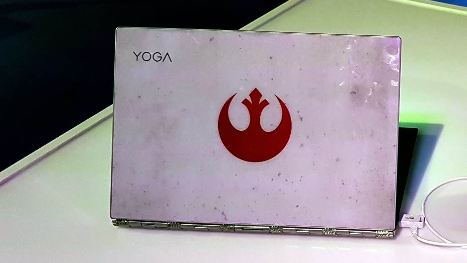  Sila je jaka, ne pita za cenu: Star Wars laptop 