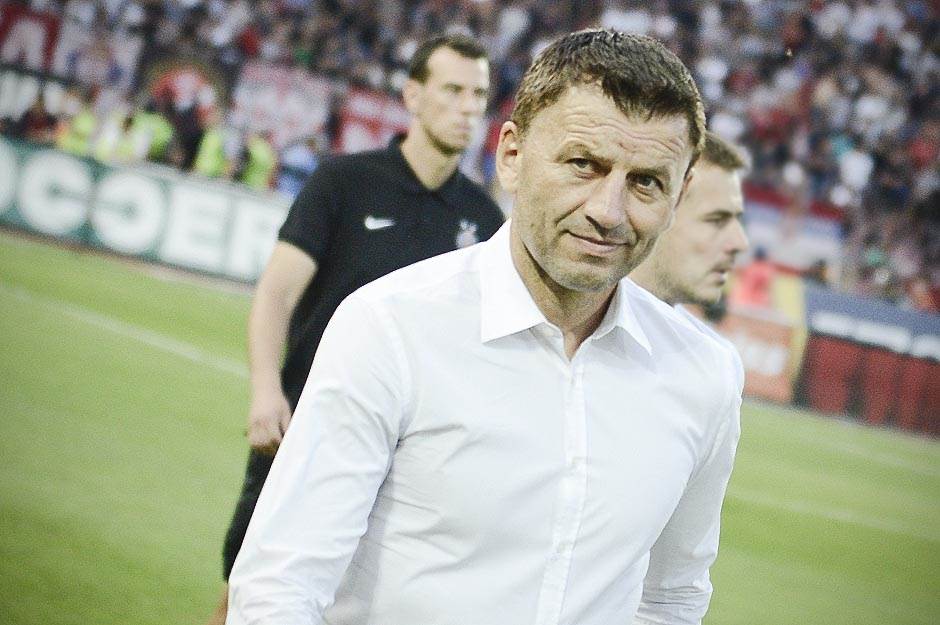  Miroslav Đukić konferencija za novinare - Ostajem trener FK Partizan 