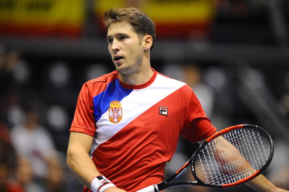  Dusan-Lajovic-pobedio-u-prvom-mecu-Dejvis-kupa 