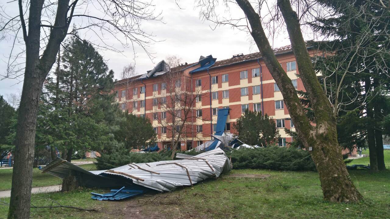  ''Dok je vjetar lomio krov tješili smo žene'' 