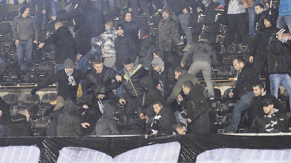  156. vječiti derbi FK Partizan FK Crvena zvezda 1:1 huligani 