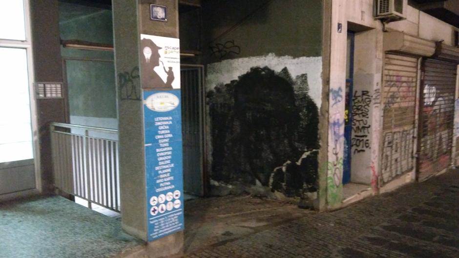 mural,vandalizam,huligani,crno-beli