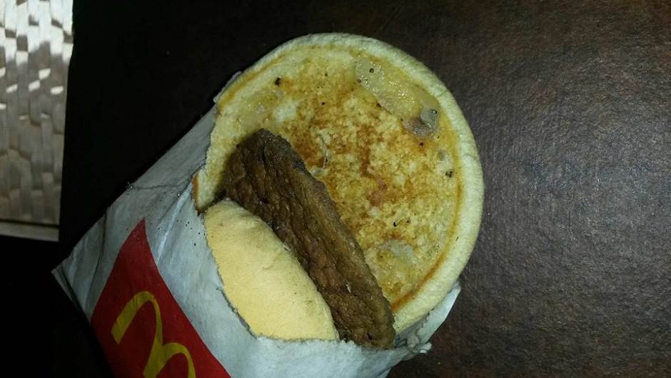  Neuništivi burger iz ''Mekdonaldsa'' u Banjaluci 
