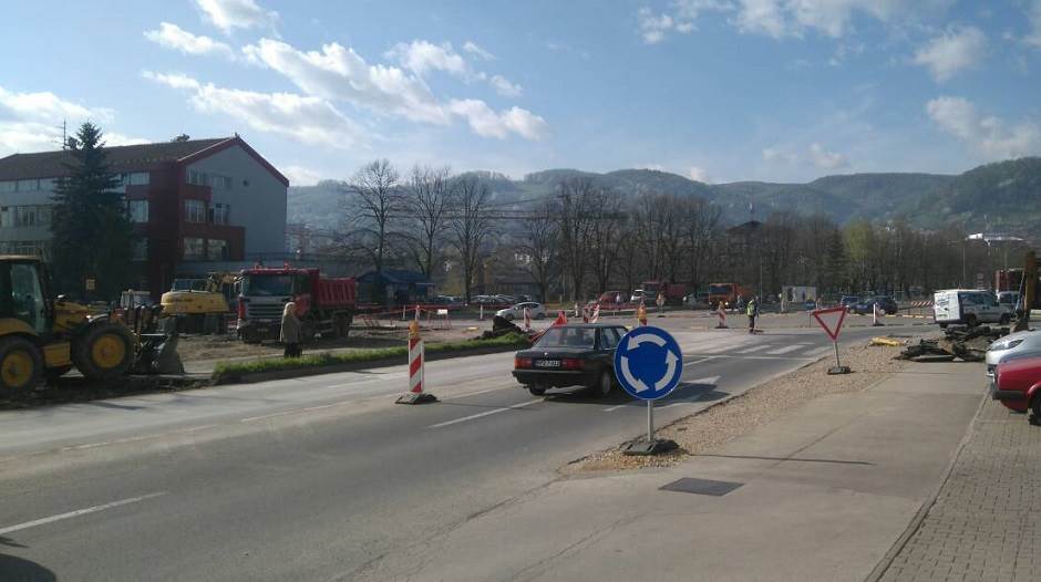  Obustava saobraćaja na Rebrovcu zbog kružnog toka 