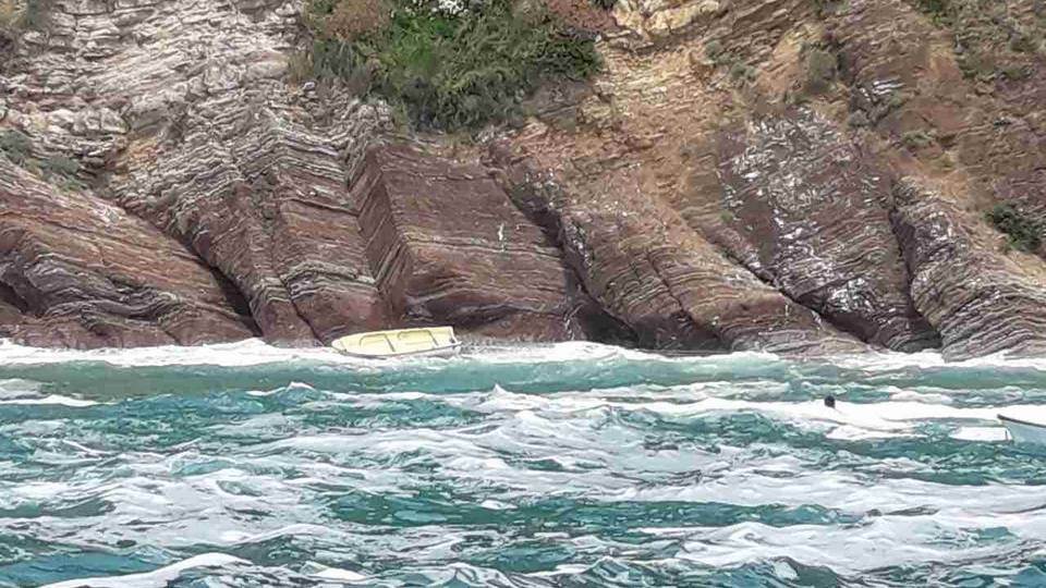  Uzburkalo se more! Spasavali turiste u Crnoj Gori 