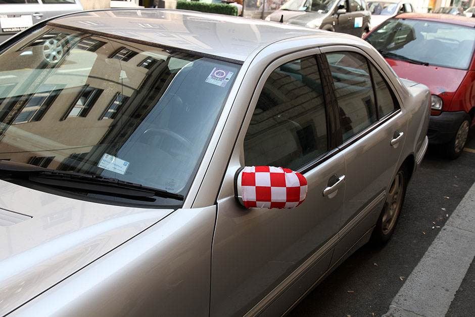  Hrvati blokirali ulice zbog cene goriva! 
