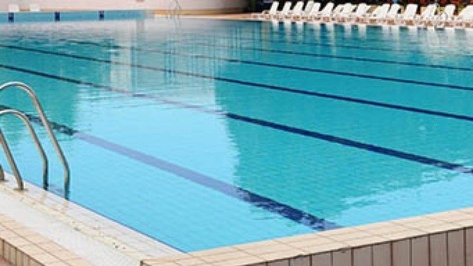  Tragedija: Tinejdžer se utopio na bazenu 