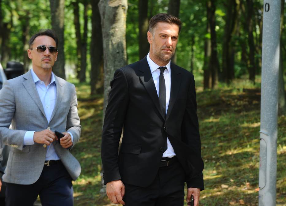  Mladen Krstajić Ivan Rakitić Tompson 