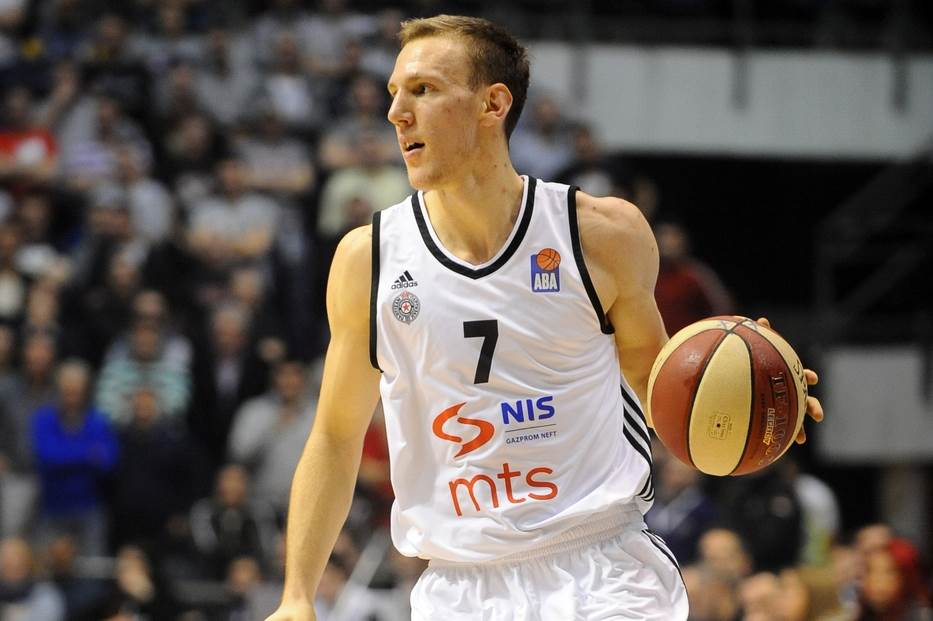  Adin Vrabac prešao u Spars 