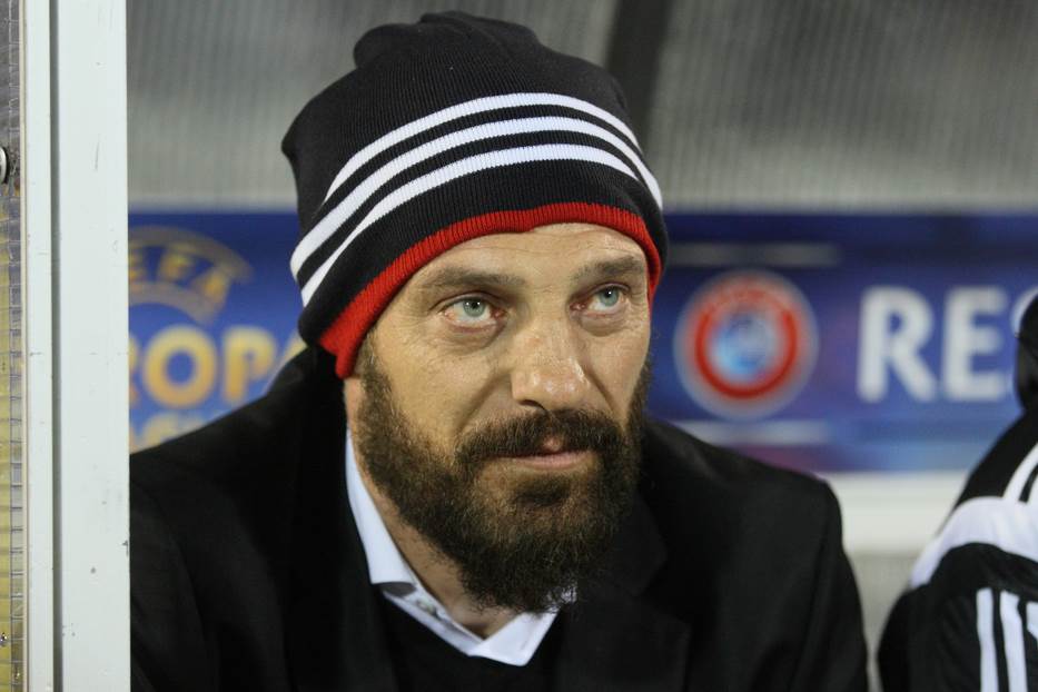  Slaven Bilić novi trener Al-Itihada 