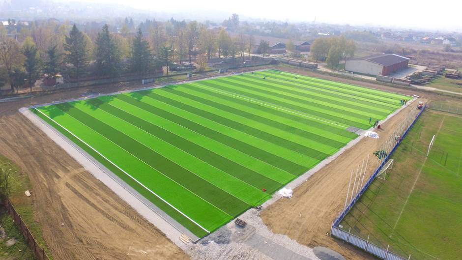  FK Tekstilac Derventa teren sa vještačkom travom FOTO 