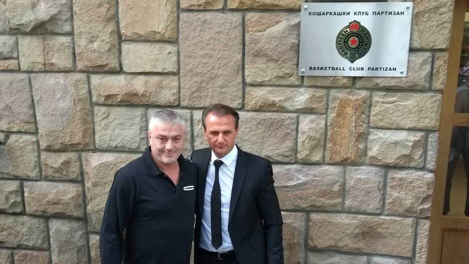 Bivši i sadašnji predsednik KK Partizan Predrag Danilović i Ostoja Mijailović Bivši i sadašnji predsednik KK Partizan Predrag Danilović i Ostoja Mijailović