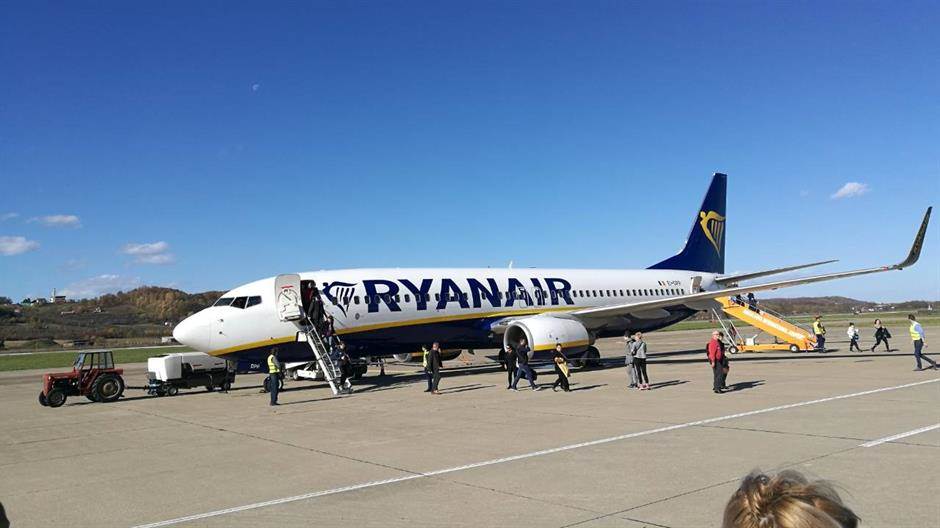   Avion sletio u Zadar umjesto u Banjaluku 