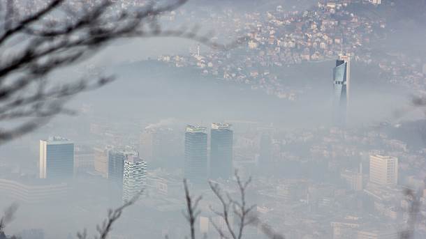  Sarajevo u pripravnosti zbog velikog zagađenja vazduha 