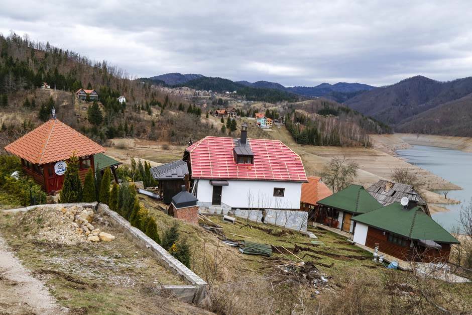 Zaovine, jezero, tara, isušeno, klizište,
