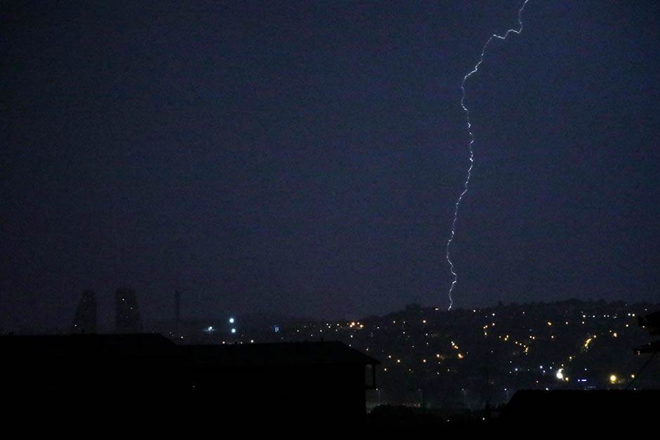  NEVREME u Hrvatskoj: U Zagrebu oluja nosila krovove 