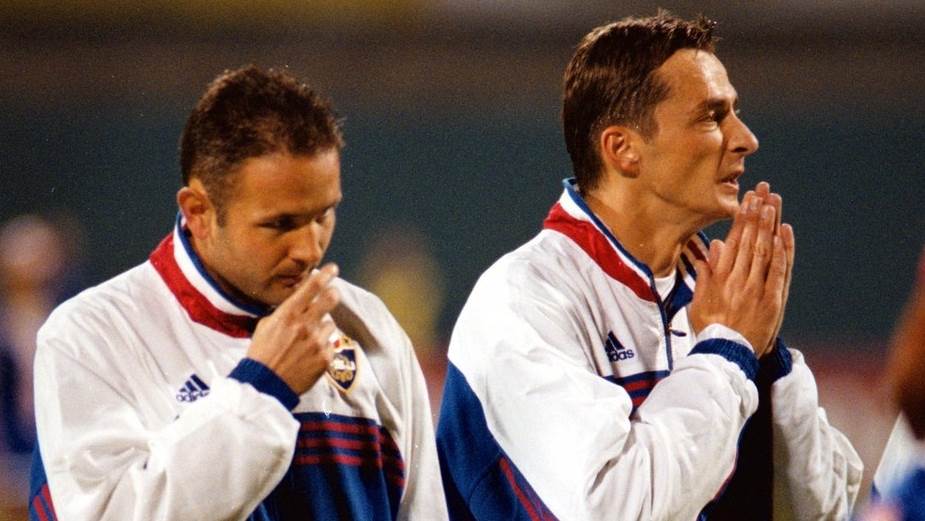 Slaviša Jokanović oprostio se od Siniše Mihajlovića Slaviša Jokanović oprostio se od Siniše Mihajlovića