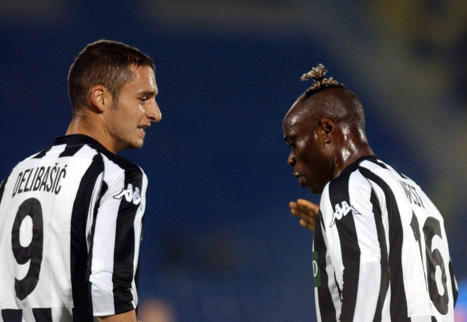 Delibašić i Taribo Vest (2003. godine). Delibašić i Taribo Vest (2003. godine).