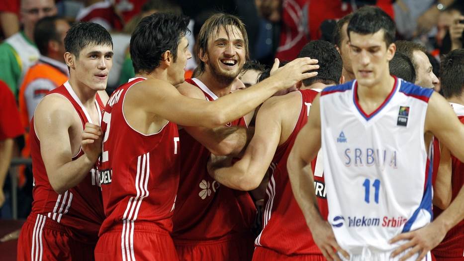  Turci izgubili u finalu Eurobasketa do 18 godina, Turkoglu grmi na FIBA krađa 