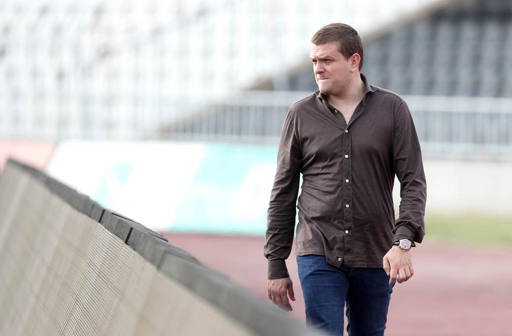  Generalni direktor FK Partizan  Miloš Vazura- Titula je cilj 