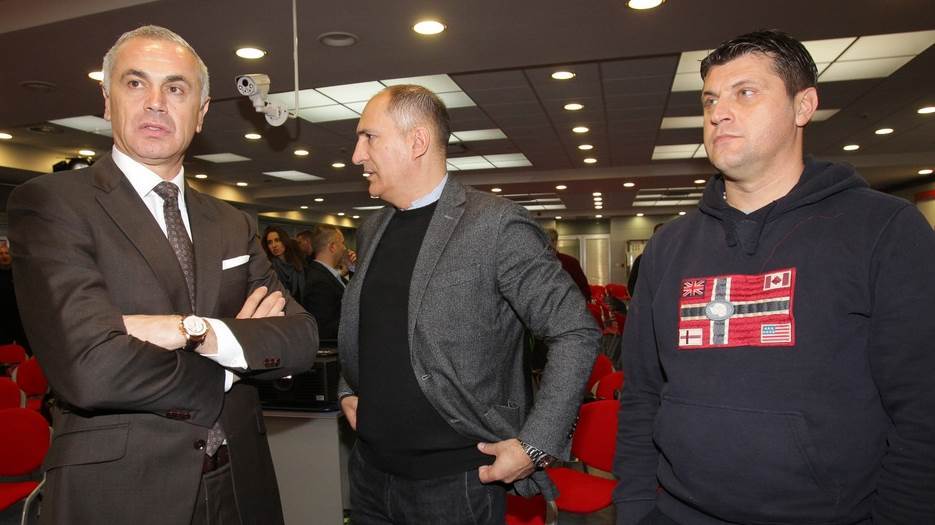  Generalni direktor FK Crvena zvezda - Nedopustivo loša igra u vječitom derbiju 