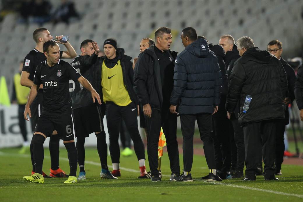  Savo Milošević poslije Mladost - Partizan 1-0 