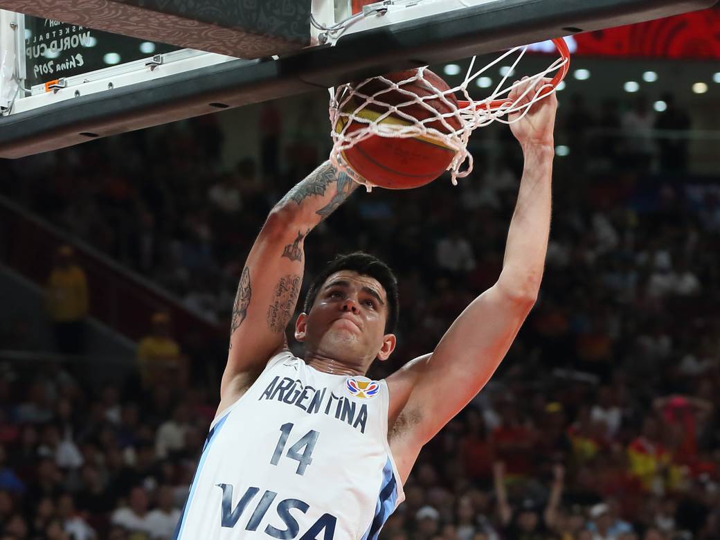  Real-Madrid-pobedio-Baskoniju-pre-Zvezde-Gabrijel-Dek-dao-kos-za-pobedu-kao-Dejan-Bodiroga 