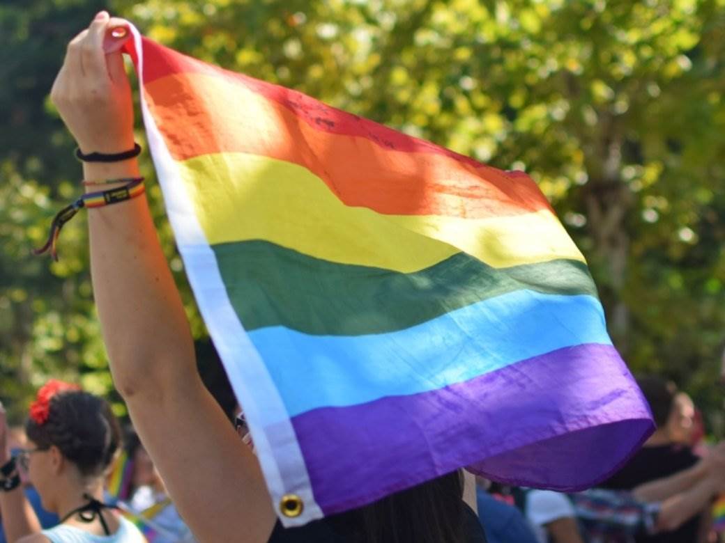  Pritvor za LGBT aktiviste: Desetine uhapšenih na protestu u Rusiji (VIDEO) 