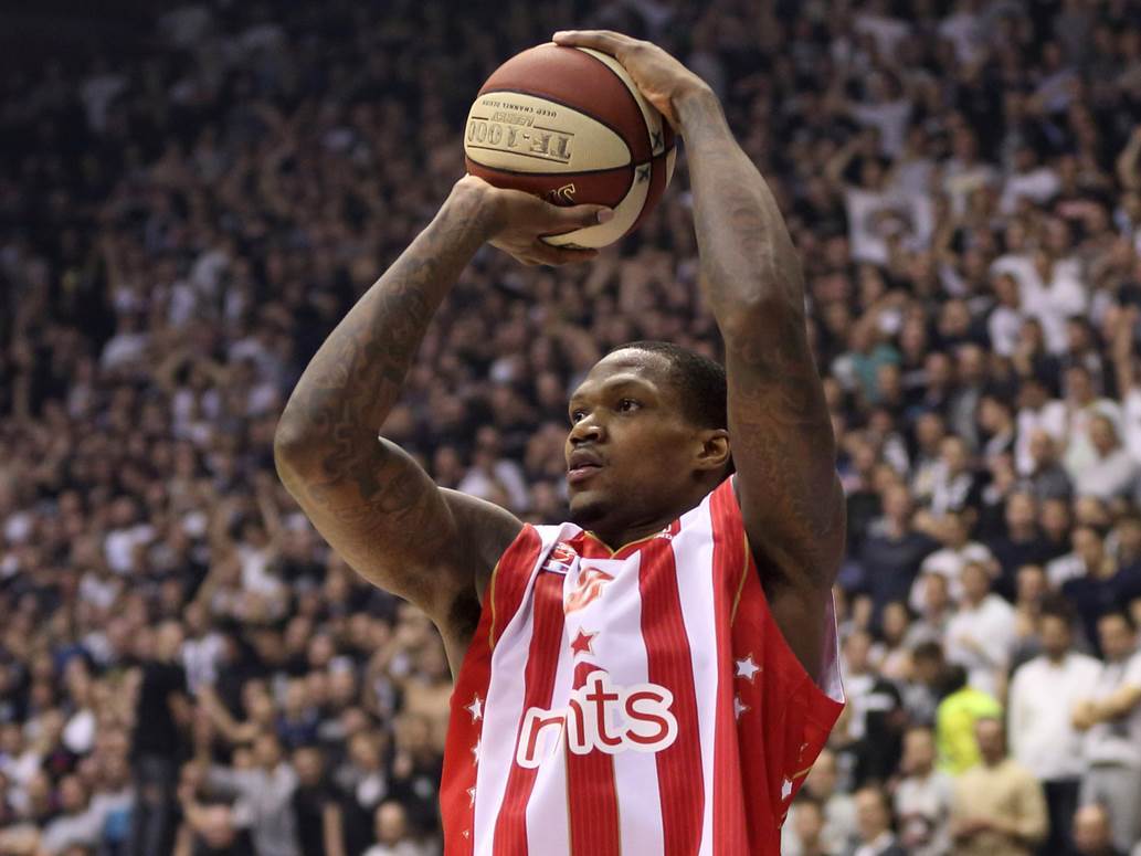  Bivši Zvezdin Amerikanac utišao Podgoricu - dve sekunde pre kraja! 