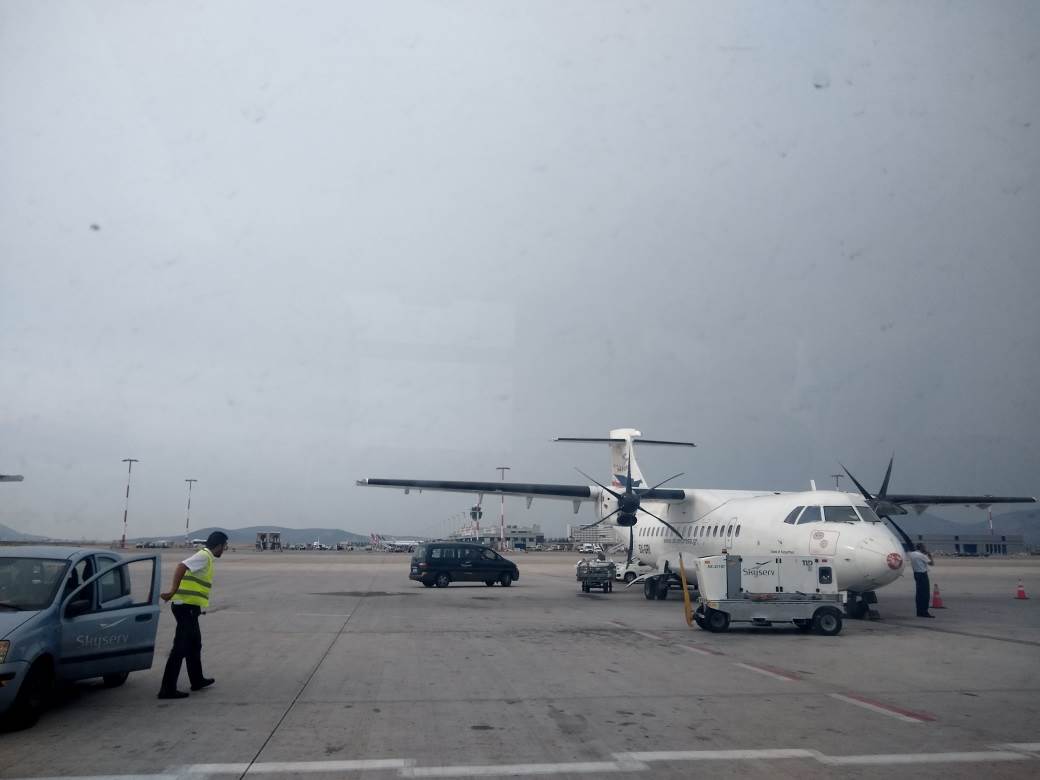  Klimatski aktivisti blokirali ženevski aerodrom: Avio transport je apsurdan 